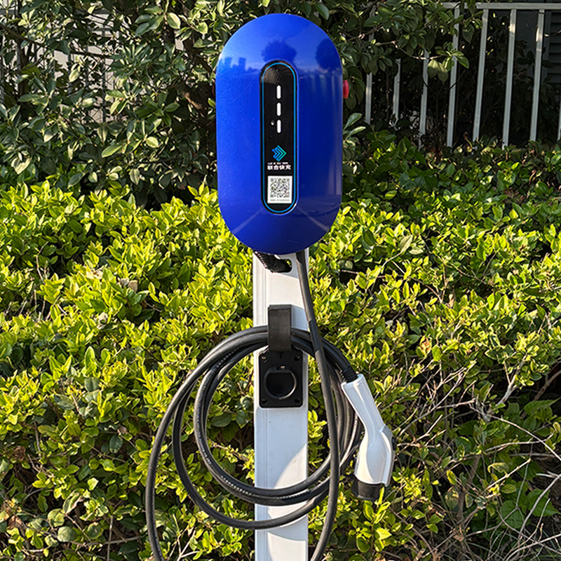 Electric Car Charging Station  - Car Accessories Useful recensione e prezzo